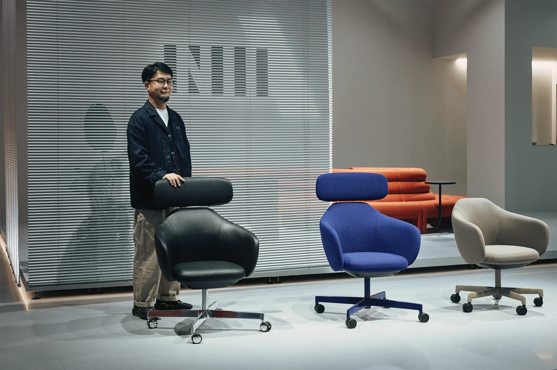 Wada joined ITOKI in 2006 and has been at the forefront of development. With his experience in engineering, including mechanical and structural design, and his knowledge of ergonomics, he specializes in chair designs that seamlessly integrate functionality, comfort, and styling at a high level.